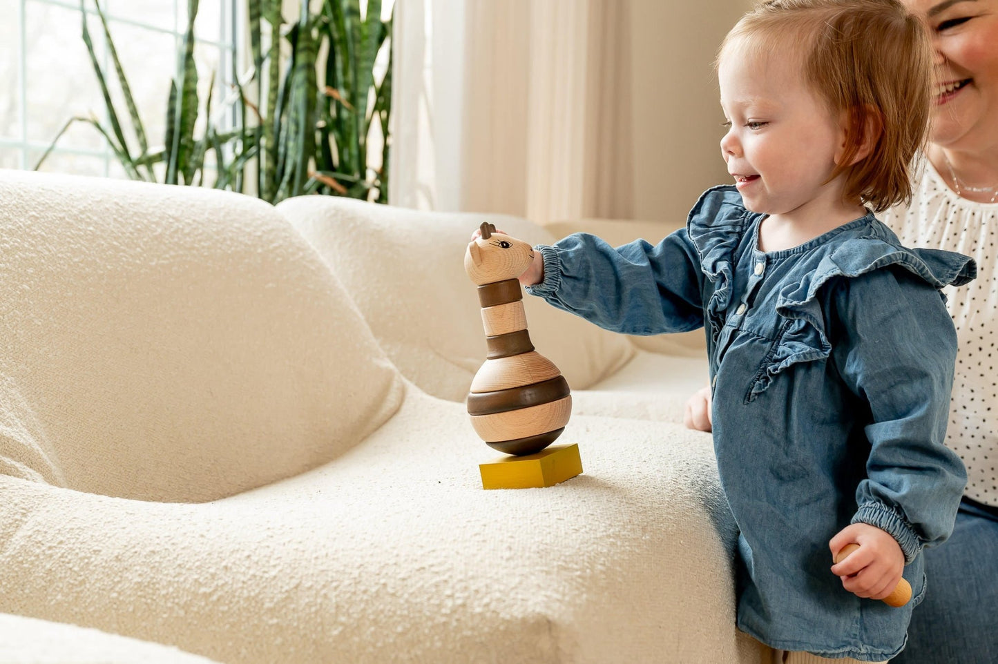 Wooden Stacking Giraffe for screen - free family bonding – Keiki Krate